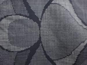 アンティーク　抽象模様織り出し本場泥大島紬120亀甲着物(7マルキ)